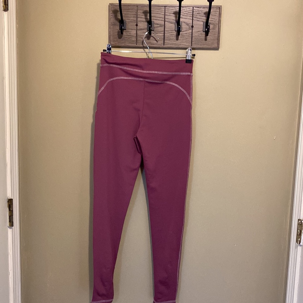Fashion Nova athletic set size Med - Picture 8 of 8